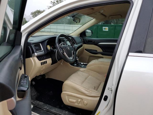Photo 7 from auction – 2015 TOYOTA HIGHLANDER with VIN 5TDZKRFH2FS109441