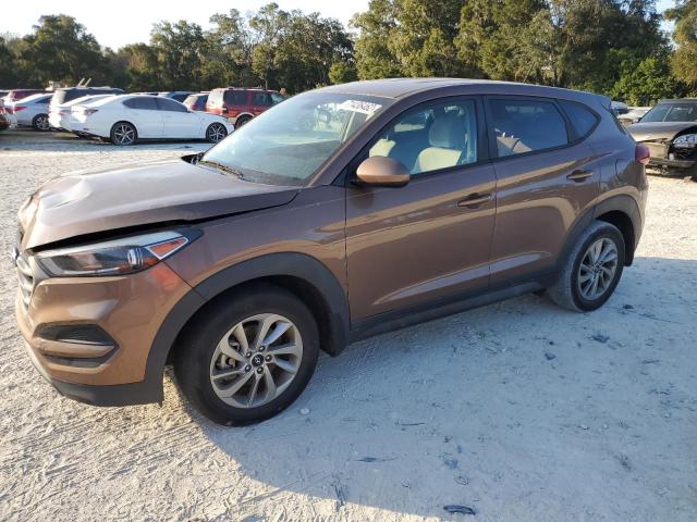 HYUNDAI TUCSON SE 2016 with VIN KM8J23A45GU182567 - Photo from auction
