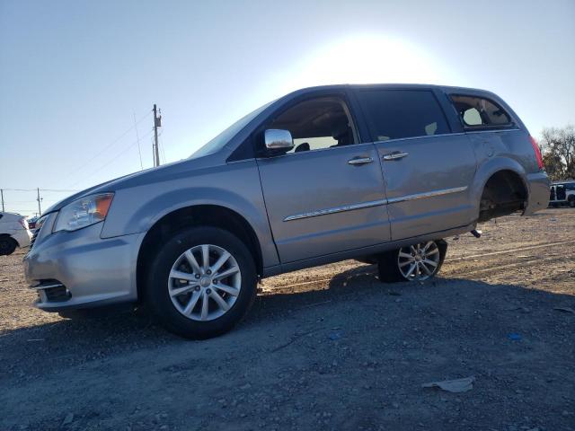 Photo 1 from auction – 2015 CHRYSLER TOWN & COU with VIN 2C4RC1GG2FR710782