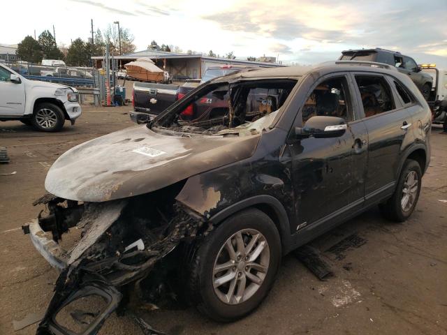 KIA SORENTO LX 2015 with VIN 5XYKTCA64FG586838 - Photo from auction