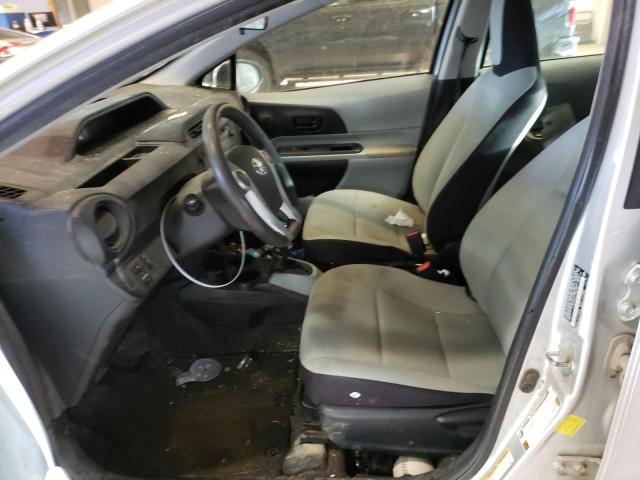 Photo 7 from auction – 2012 TOYOTA PRIUS C with VIN JTDKDTB39C1526020