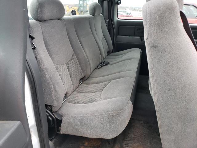 Photo 10 from auction – 2005 CHEVROLET SILVERADO with VIN 1GCHK29U45E223800