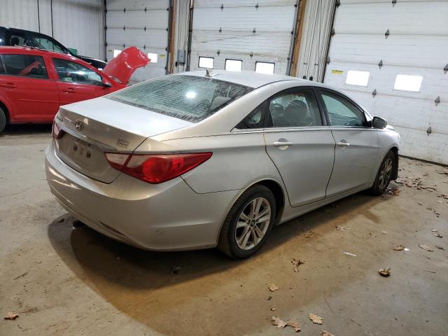 Photo 3 from auction – 2011 HYUNDAI SONATA GLS with VIN 5NPEB4AC8BH075728