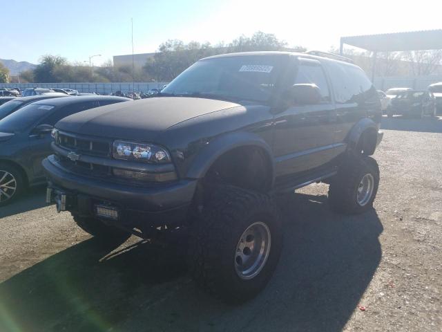 CHEVROLET BLAZER 2002 with VIN 1GNCT18W72K135025 - Photo from auction