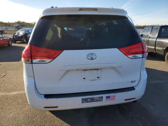 Photo 6 from auction – 2011 TOYOTA SIENNA XLE with VIN 5TDYK3DC3BS167715