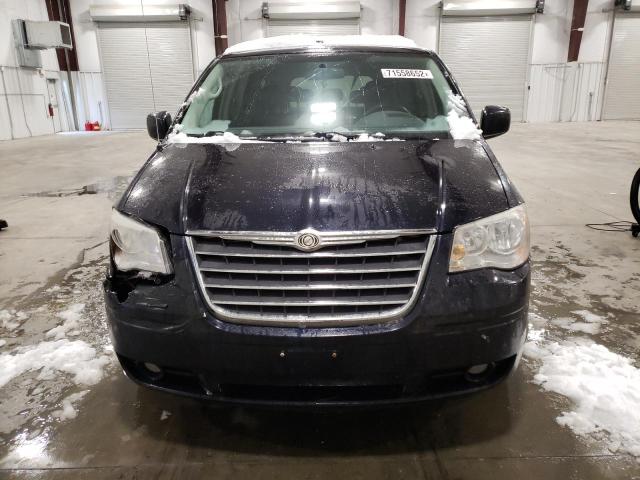 Photo 5 from auction – 2010 CHRYSLER TOWN & COU with VIN 2A4RR8D1XAR456846