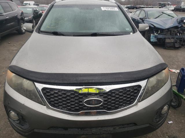 Photo 5 from auction – 2011 KIA SORENTO BA with VIN 5XYKT3A12BG068161