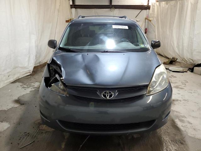 Photo 5 from auction – 2010 TOYOTA SIENNA CE with VIN 5TDKK4CC1AS313220