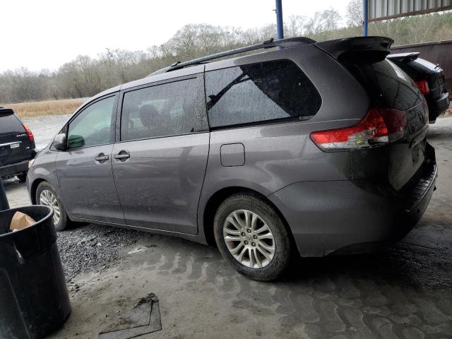 Photo 2 from auction – 2013 TOYOTA SIENNA XLE with VIN 5TDYK3DC0DS338942