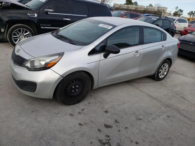 KIA RIO LX 2015 مع رقم تعريف المركبة KNADM4A30F6489735 - صورة من المزاد