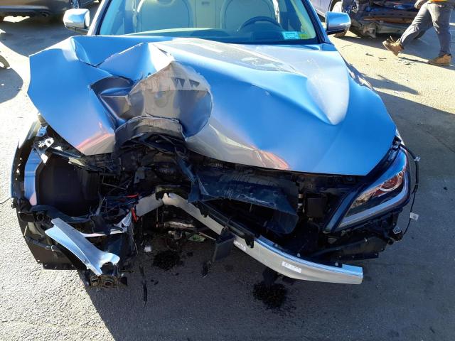 Photo 11 from auction – 2015 HYUNDAI GENESIS 3. with VIN KMHGN4JE3FU037736