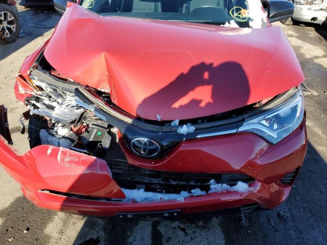 Photo 11 from auction – 2017 TOYOTA RAV4 LE with VIN JTMBFREV5HJ164575