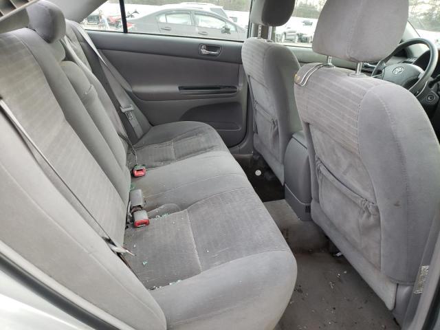 Photo 10 from auction – 2005 TOYOTA CAMRY LE with VIN 4T1BE32K75U070729