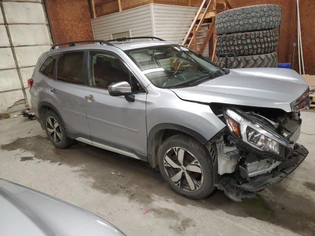 Photo 4 from auction – 2019 SUBARU FORESTER T with VIN JF2SKAWC0KH587624