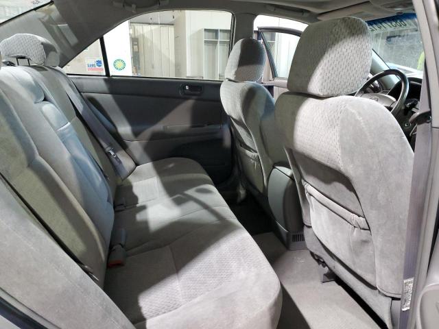 Photo 10 from auction – 2004 TOYOTA CAMRY LE with VIN 4T1BE32K84U264846