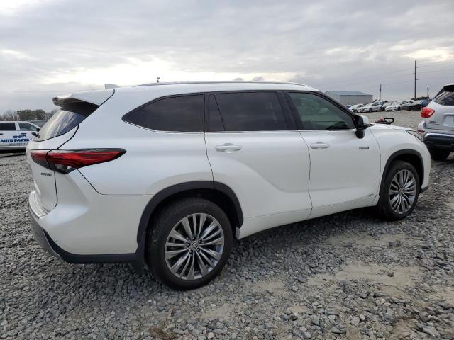 Photo 3 from auction – 2021 TOYOTA HIGHLANDER with VIN 5TDEBRCHXMS045794