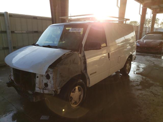 GMC SAFARI XT 2000 with VIN 1GTDM19WXYB535243 - Photo from auction