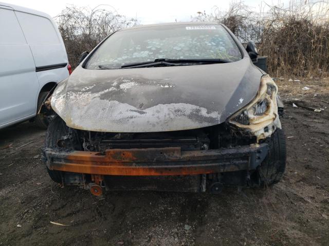 Photo 5 from auction – 2016 HYUNDAI ELANTRA SE with VIN 5NPDH4AE2GH760732