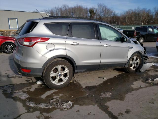 Photo 3 from auction – 2016 FORD ESCAPE SE with VIN 1FMCU9GX5GUB50273