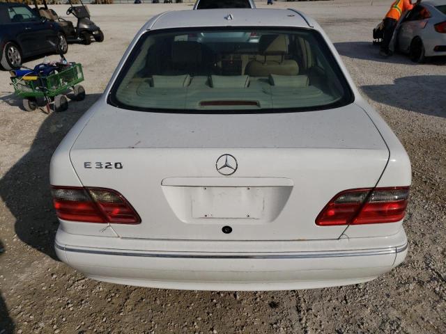 Photo 6 from auction – 2000 MERCEDES-BENZ E 320 with VIN WDBJF65J2YB009224