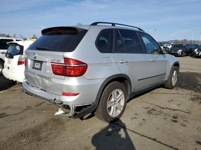 Photo 3 from auction – 2013 BMW X5 XDRIVE3 with VIN 5UXZV4C55D0G56872
