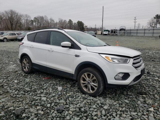 Photo 4 from auction – 2018 FORD ESCAPE SE with VIN 1FMCU9GD5JUA74082