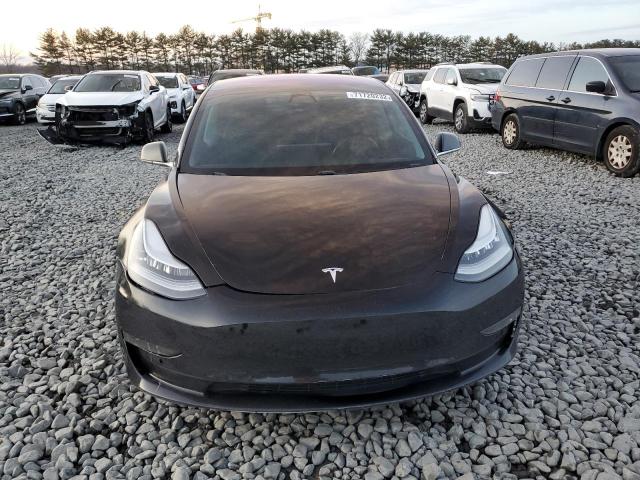 Photo 5 from auction – 2018 TESLA MODEL 3 with VIN 5YJ3E1EA1JF051855