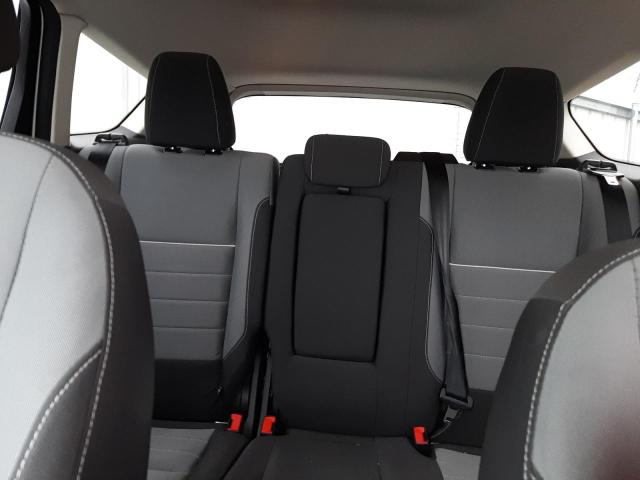 Photo 10 from auction – 2015 FORD ESCAPE SE with VIN 1FMCU9G99FUB27076