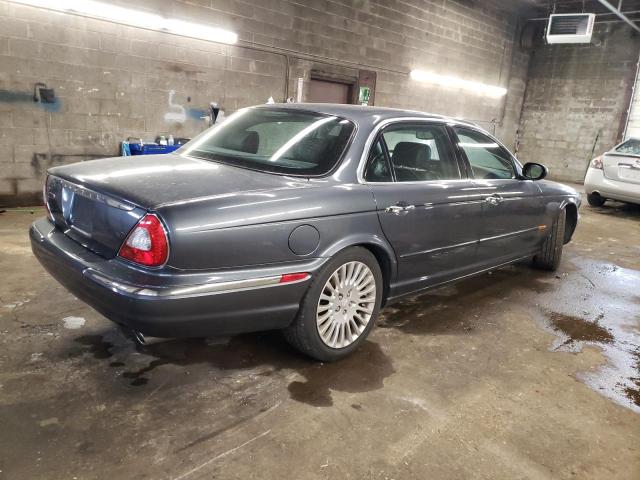 Photo 3 from auction – 2005 JAGUAR VANDENPLAS with VIN SAJWA82C45SG48826