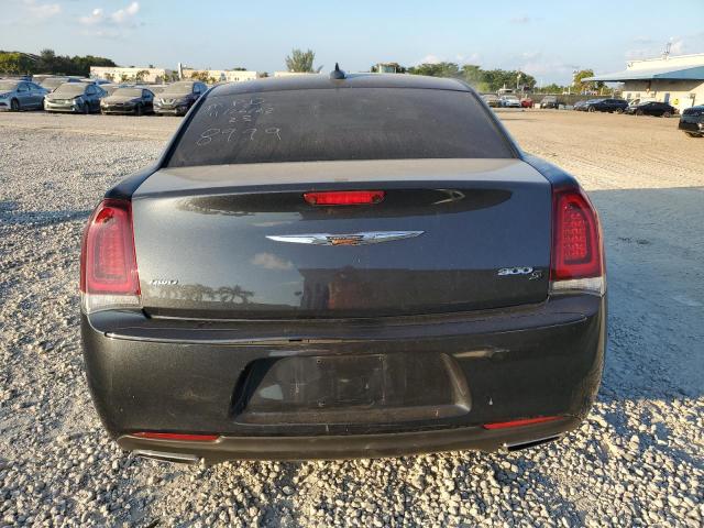 Photo 6 from auction – 2017 CHRYSLER 300 S with VIN 2C3CCAGG6HH538999