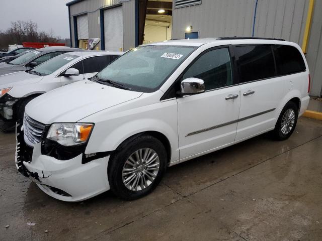 CHRYSLER TOWN & COU 2015 with VIN 2C4RC1CG5FR726867 - Photo from auction