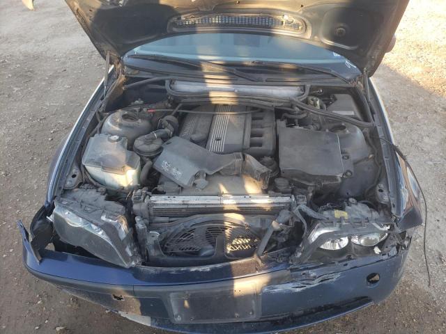 Photo 11 from auction – 2003 BMW 325 I with VIN WBAEV33413KL89308