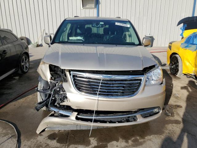 Photo 5 from auction – 2015 CHRYSLER TOWN & COU with VIN 2C4RC1BG3FR565050