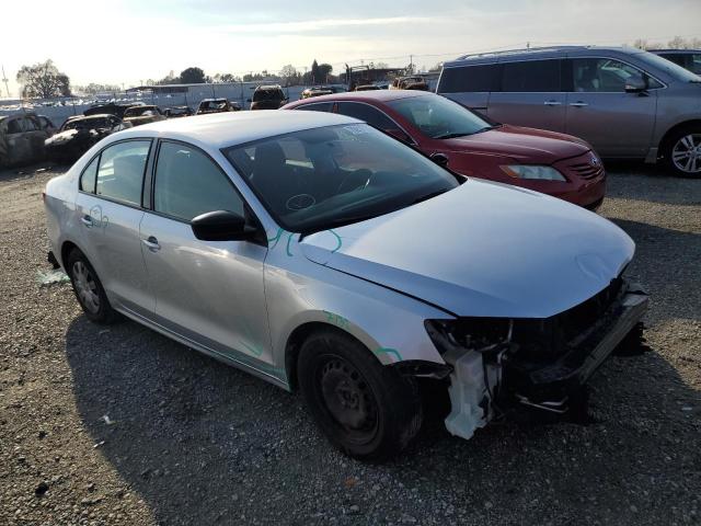 Photo 4 from auction – 2015 VOLKSWAGEN JETTA BASE with VIN 3VW2K7AJ9FM282080