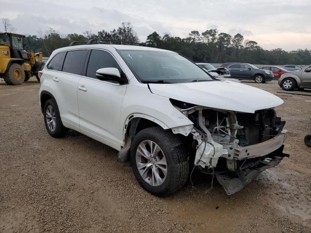 Photo 4 from auction – 2015 TOYOTA HIGHLANDER with VIN 5TDZKRFH2FS109441