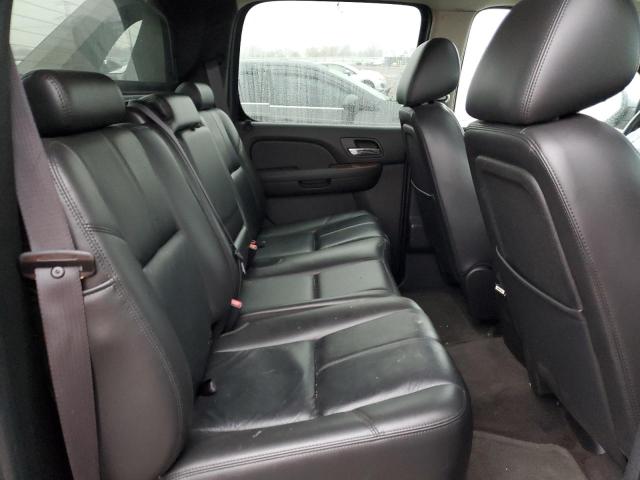 Photo 10 from auction – 2011 CHEVROLET AVALANCHE with VIN 3GNTKFE30BG256464
