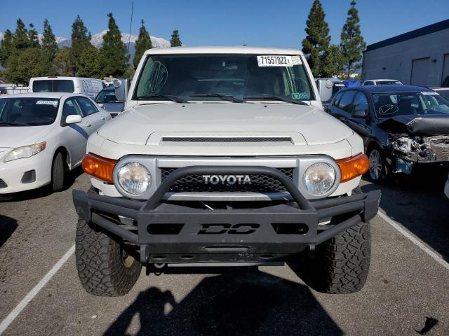 Photo 5 from auction – 2011 TOYOTA FJ CRUISER with VIN JTEBU4BF1BK102545