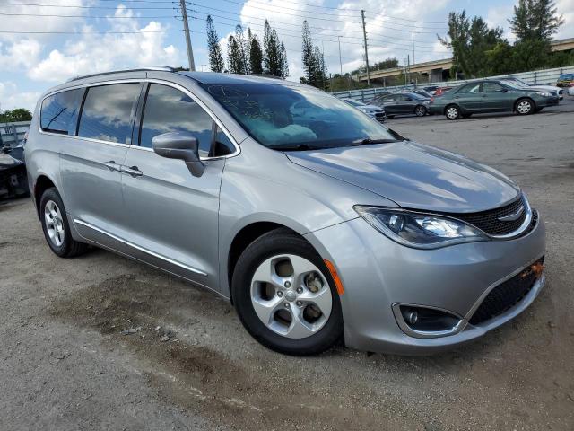 Photo 4 from auction – 2017 CHRYSLER PACIFICA T with VIN 2C4RC1EG8HR705947