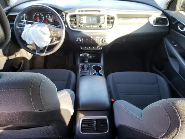 Photo 8 from auction – 2016 KIA SORENTO LX with VIN 5XYPG4A33GG144950