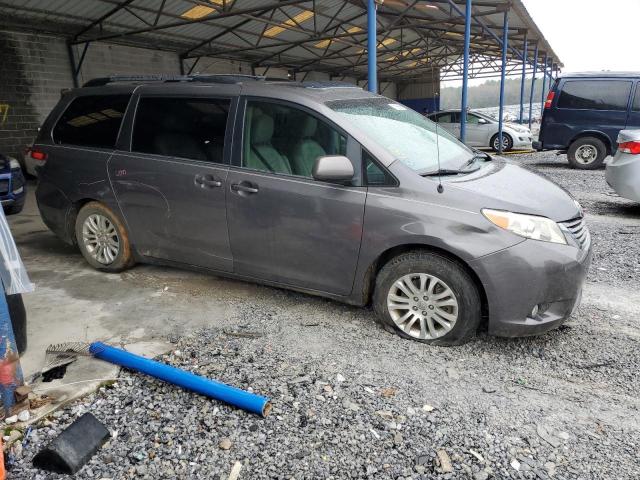 Photo 4 from auction – 2013 TOYOTA SIENNA XLE with VIN 5TDYK3DC0DS338942