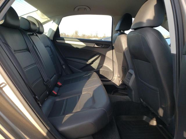 Photo 10 from auction – 2015 VOLKSWAGEN PASSAT S with VIN 1VWAT7A39FC041874