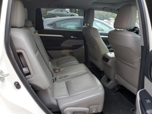 Photo 11 from auction – 2016 TOYOTA HIGHLANDER with VIN 5TDJKRFH5GS251314
