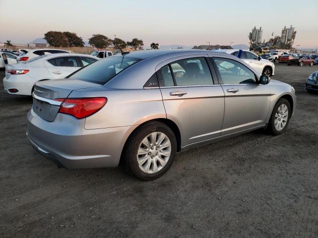 Photo 3 from auction – 2013 CHRYSLER 200 LX with VIN 1C3CCBABXDN642383