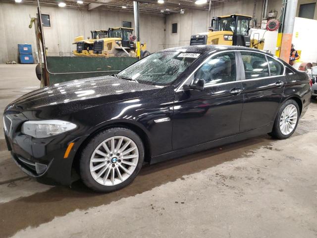 BMW 535 XI 2013 مع رقم تعريف المركبة WBAFU7C50DDU76453 - صورة من المزاد