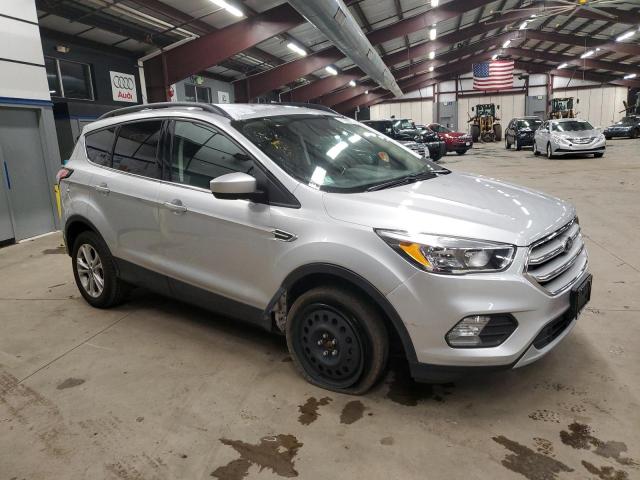 Photo 4 from auction – 2018 FORD ESCAPE SE with VIN 1FMCU9GD2JUC88673