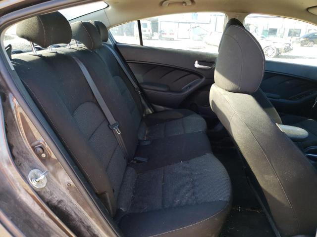 Photo 10 from auction – 2017 KIA FORTE LX with VIN 3KPFK4A72HE116262