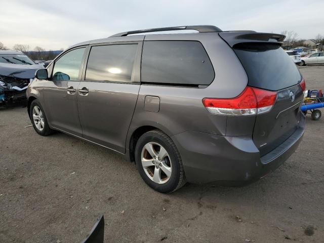 Photo 2 from auction – 2014 TOYOTA SIENNA LE with VIN 5TDKK3DC0ES410312