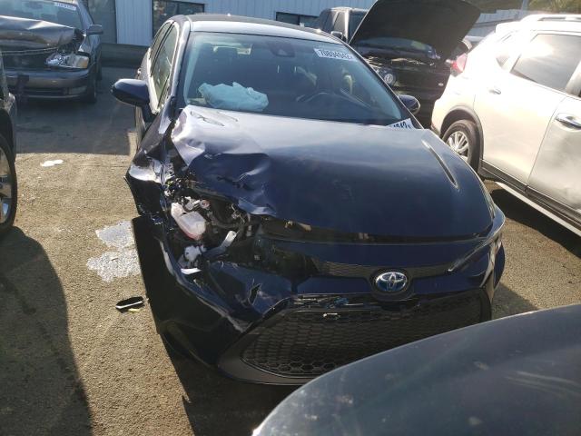 Photo 5 from auction – 2022 TOYOTA COROLLA LE with VIN JTDEAMDE1NJ058443