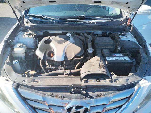 Photo 11 from auction – 2011 HYUNDAI SONATA SE with VIN 5NPEC4AB4BH187995