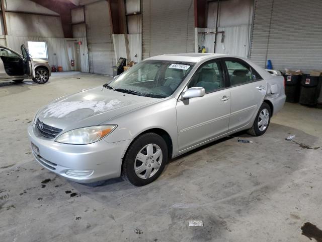 TOYOTA CAMRY LE 2004 with VIN 4T1BE32K84U264846 - Photo from auction